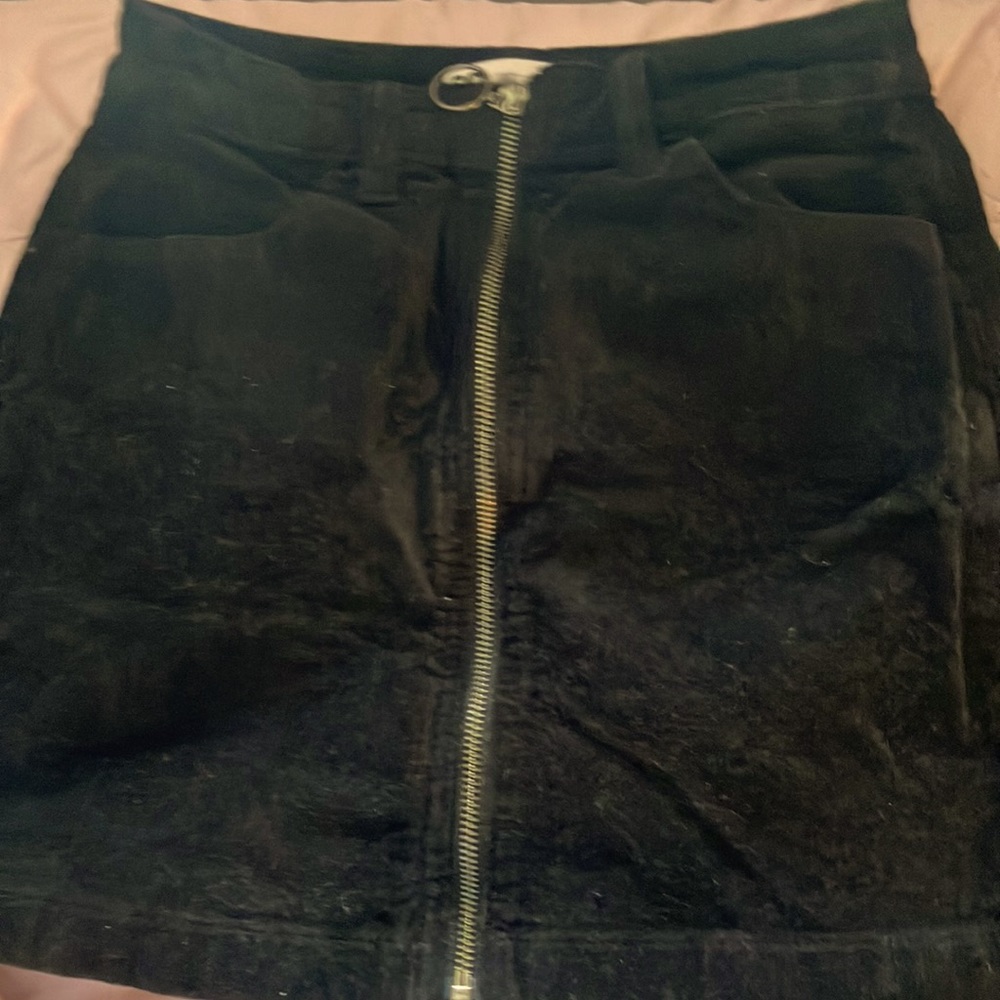 black mini skirt